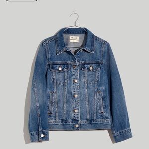 Madewell denim jacket. Medford wash-excellent condition